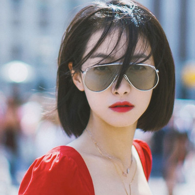 Νέο μοντέλο γυναικεία γυαλιά ηλίου με μη τυποποιημένο πλαίσιο σε διάφορα χρώματα