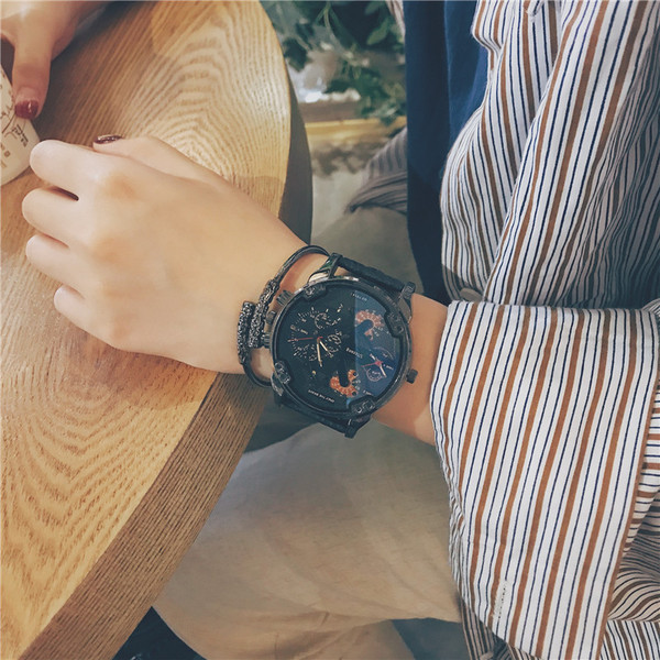 Ceas barbatesc cu curea din piele ecologica in negru si maro