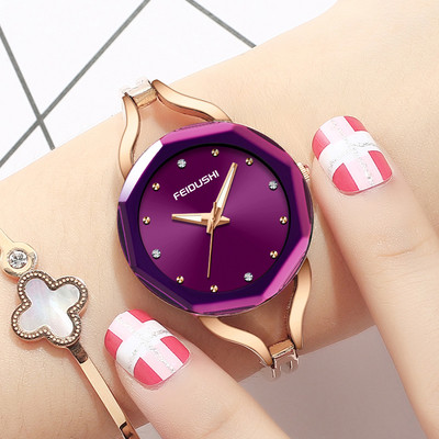 Стилен дамски часовник с тънка метална каишка в няколко цвята