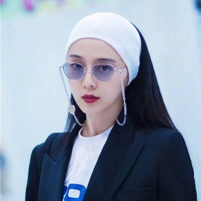 Ochelari moderni de dama cu lant in mai multe culori