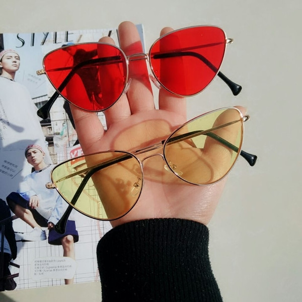 Modern női napszemüveg retro modell több színben