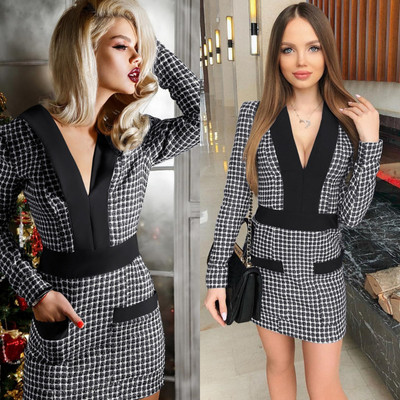 Stílusos női ruha V-nyakkal és zsebekkel több színben