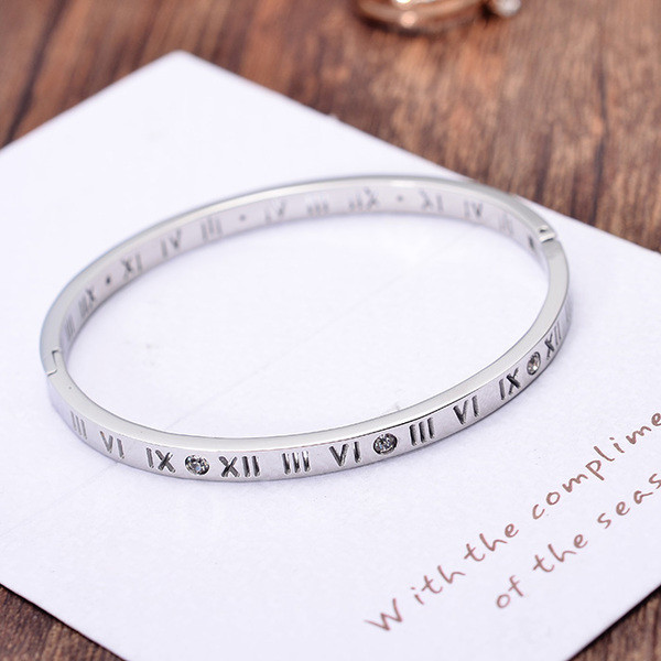 Βραχιόλι από  μέταλλο με πέτρες σε διάφορα χρώματα