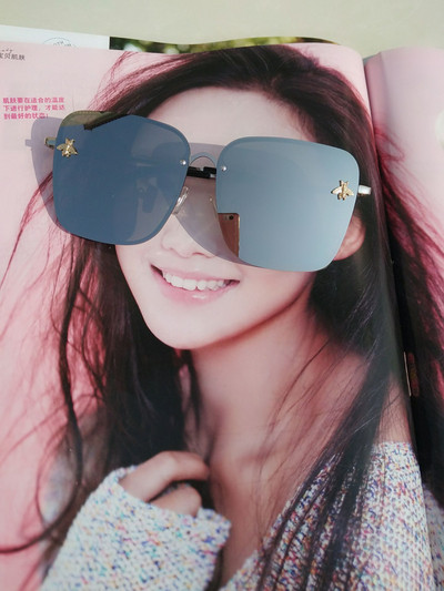 Μοντέρνα γυναικεία γυαλιά ηλίου σε διάφορα χρώματα