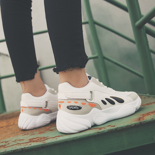 Aktuális női tornacipő három színben