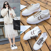 Γυναικεία αθλητικά  παπούτσια σε λευκό χρώμα