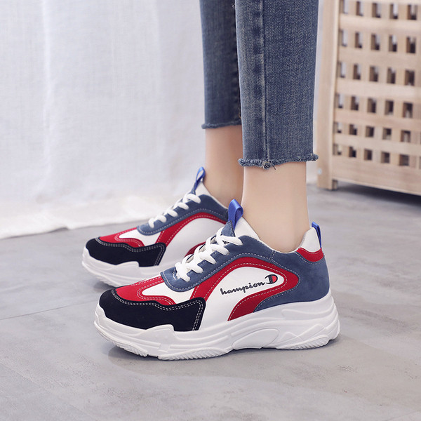 Γυναικεία πάνινα παπούτσια σε δύο χρώματα