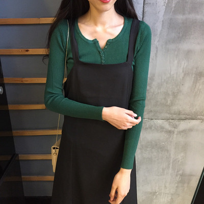 Modern női pulóver gombokkal, különböző színekben