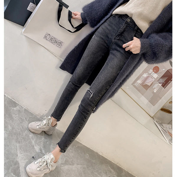 Γυναικεία ελαστικά τζιν με ραβδωτά στοιχεία σε δύο χρώματα