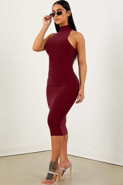 Hosszú női ujjatlan ruha többféle színben