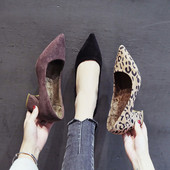 Stílusos női magassarkú cipő két modellben