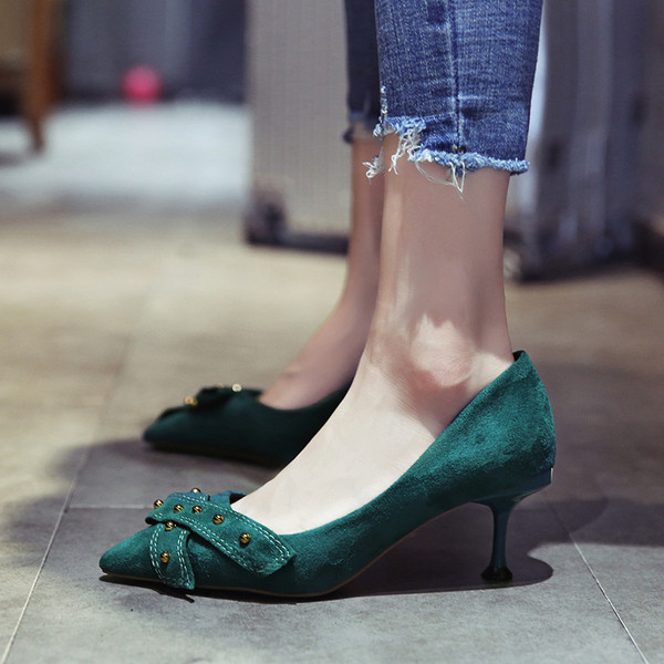 Γυναικεία κομψά ψηλά παπούτσια σε δύο χρώματα - πράσινο και μαύρο χρώμα