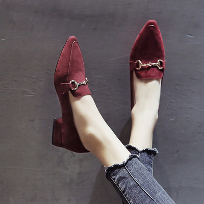 Μοντέρνα γυναικεία μοκασίνια σε τρία χρώματα με μεταλλική διακόσμηση