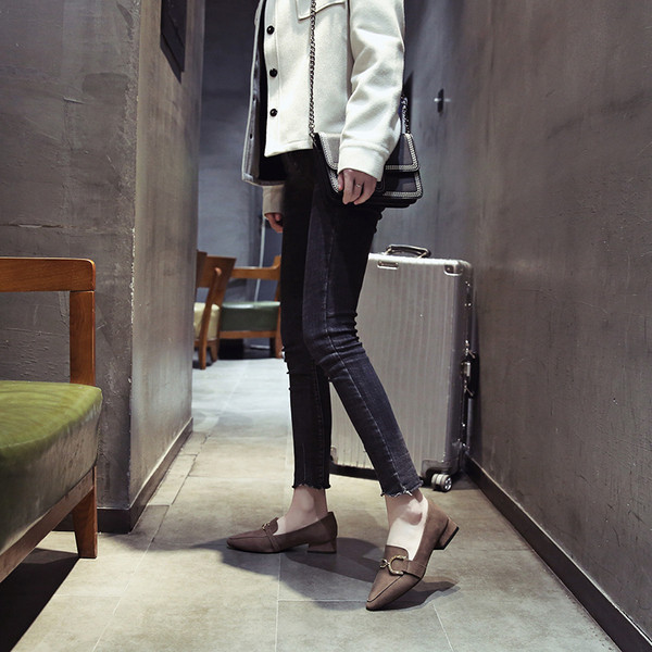 Stílusos női mokaszinok két színben