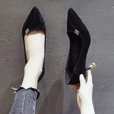 Κομψά γυναικεία παπούτσια με  ψηλά τακούνια από οικολογικό σουέτ σε τρία χρώματα