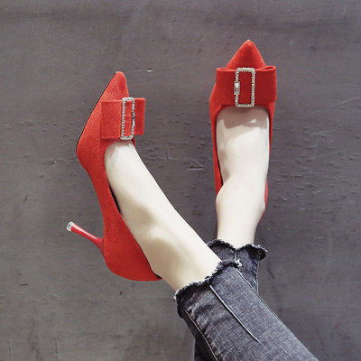 Κομψά γυναικεία παπούτσια με ψηλό τακούνι  με πόρπη