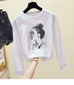 Γυναικεία καθημερινή μπλούζα σε λευκό χρώμα