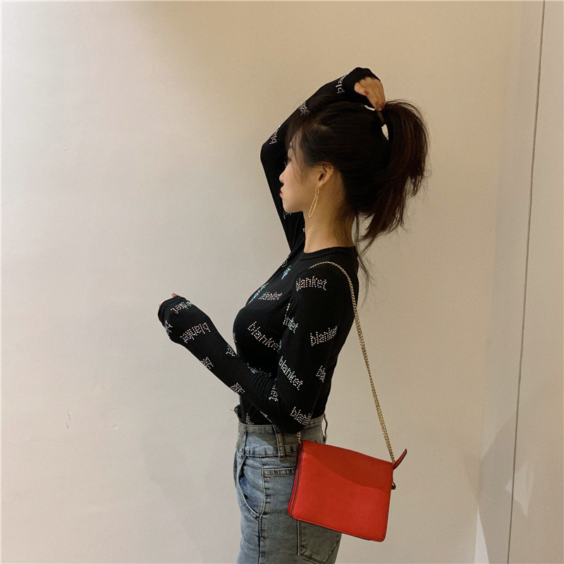 Γυναικεία μπλούζα σε μαύρο και γκρι χρώμα