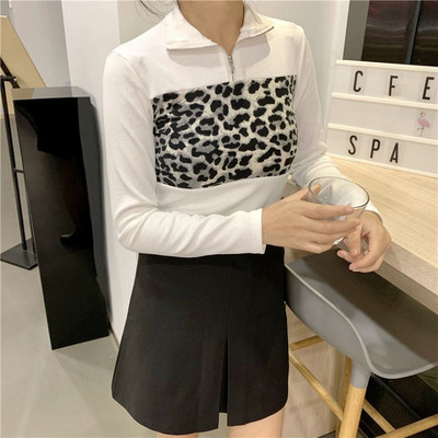 Μοντέρνα γυναικεία  μπλούζα με λεοπάρδαλο τύπωμα σε δύο χρώματα