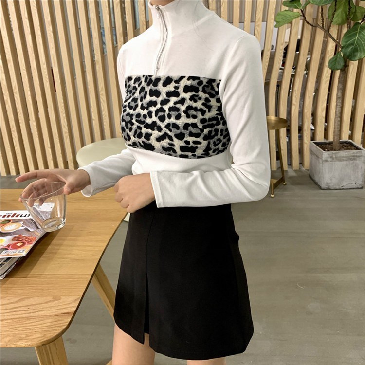 Μοντέρνα γυναικεία  μπλούζα με λεοπάρδαλο τύπωμα σε δύο χρώματα