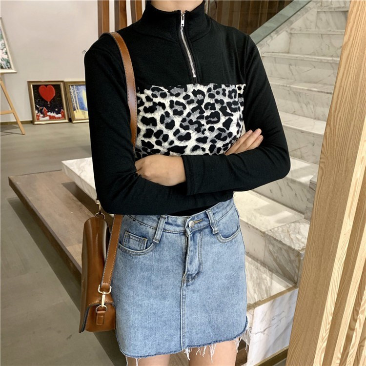 Μοντέρνα γυναικεία  μπλούζα με λεοπάρδαλο τύπωμα σε δύο χρώματα