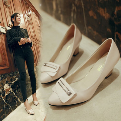 Дамски обувки с висок ток в два цвят - два модела