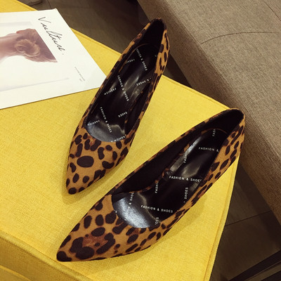 Női elegáns cipő két színben - két modell