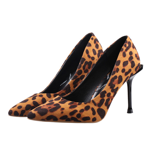 Női elegáns cipő két színben - két modell