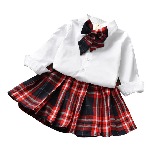 Costum pentru copii modern din fusta in carouri si camasa alba cu panglica