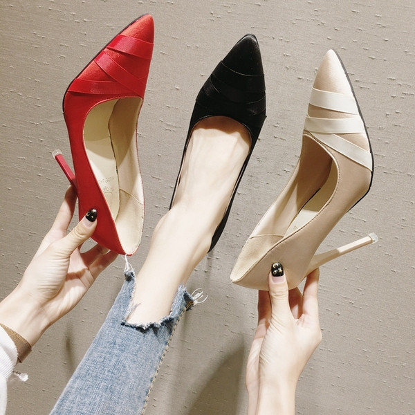 Elegáns női magassarkú cipő három színben