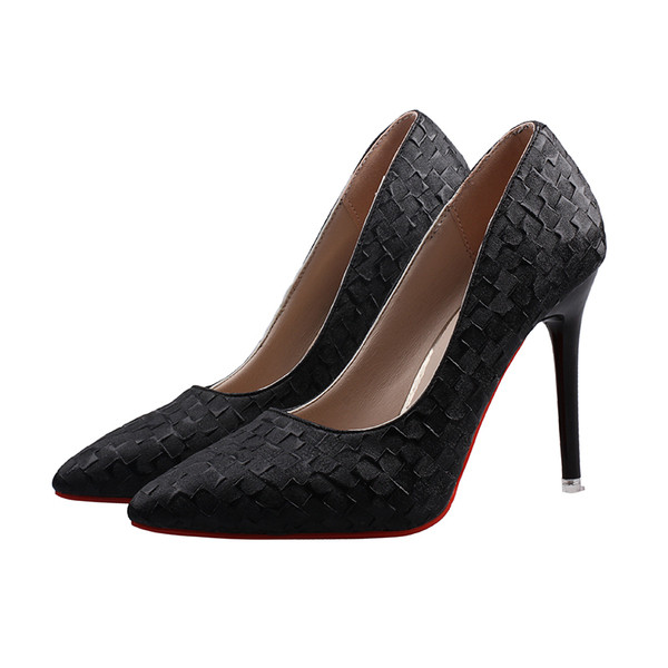 Μοντέρνα γυναικεία παπούτσια σε τρία χρώματα με ψηλό τακούνι