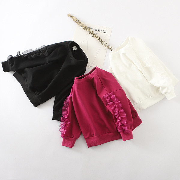 Μοντέρνα παιδική μπλούζα με δαντέλα σε τρία χρώματα