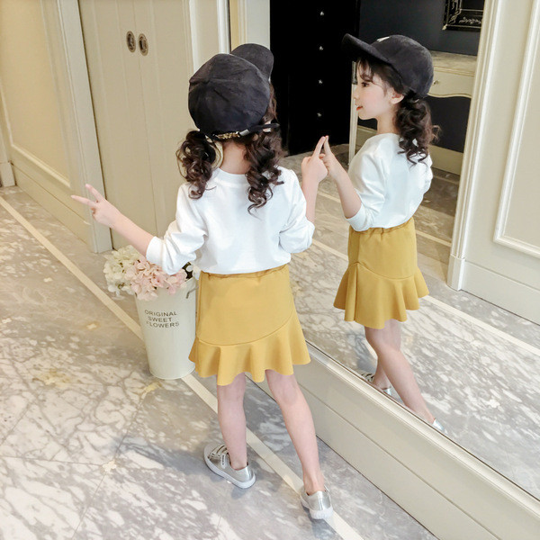 Μοντέρνο παιδικό  σετ  - μπλούζα και φούστα