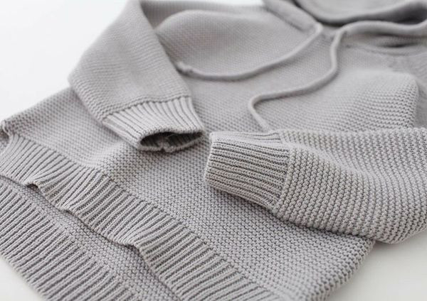 Új modell gyerekpulóver lányoknak és fiúknak, kapucnis sárga és szürke színben