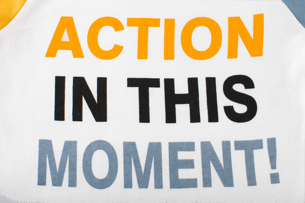 Детска ежедневна блуза за момчета с О-образна яка и цветен надпис