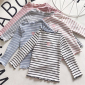 Modern gyerekblúz több színben, mintával