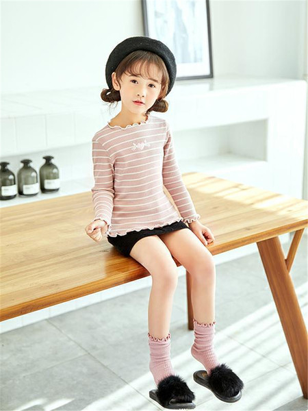 Modern gyerekblúz több színben, mintával