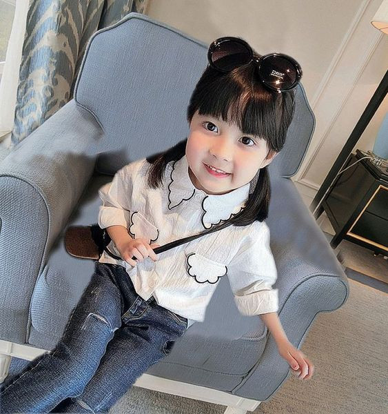 Modern, fehér zsebes gyereking lányoknak