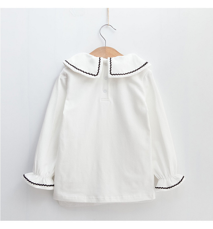 Stílusos gyereking fehér hímzéssel