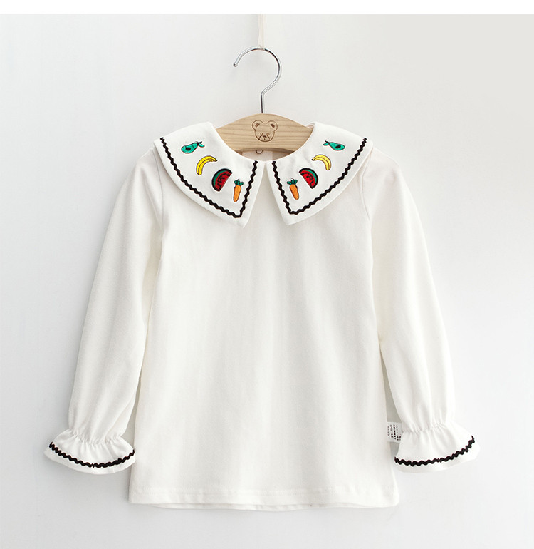 Stílusos gyereking fehér hímzéssel