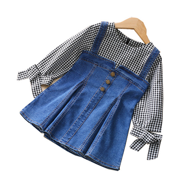 Jelenlegi gyerek farmer ruha szabású modell