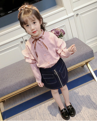 Stílusos gyerekszoknya cipzárral és zsebekkel