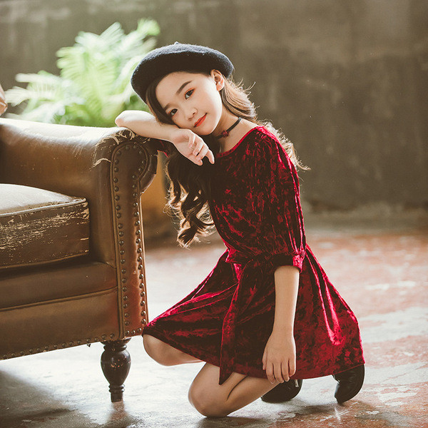 Gyerekruha lányoknak kék és piros színben