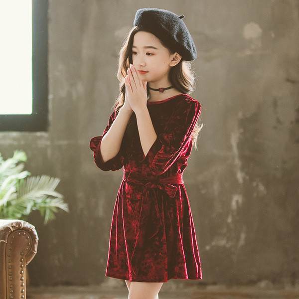 Gyerekruha lányoknak kék és piros színben