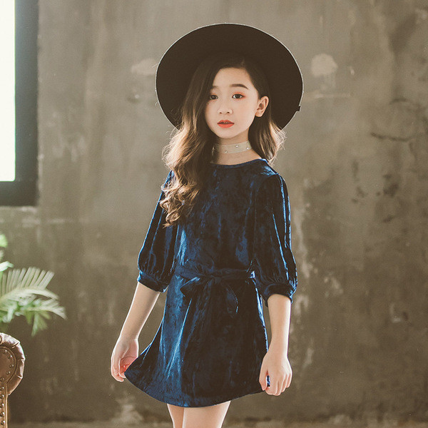 Gyerekruha lányoknak kék és piros színben