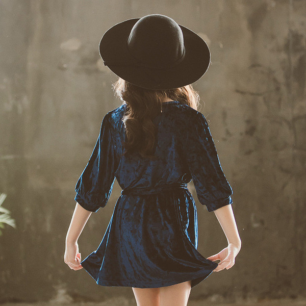 Gyerekruha lányoknak kék és piros színben