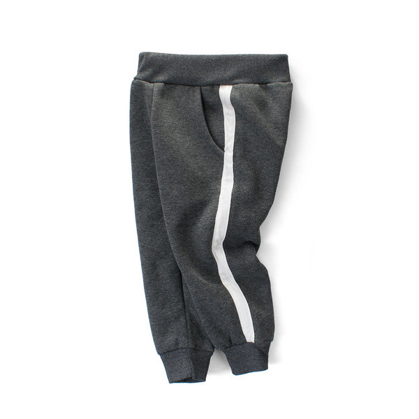 Αθλητικά-casual παιδικά παντελόνια για αγόρια με πλευρική μπορντούρα σε διάφορα χρώματα