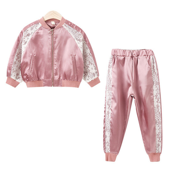 Modern, két részből álló, csipkehatású gyerekcsapat