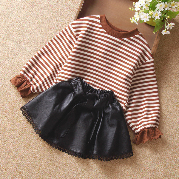 Modern csíkos gyerekblúz lányoknak két színben