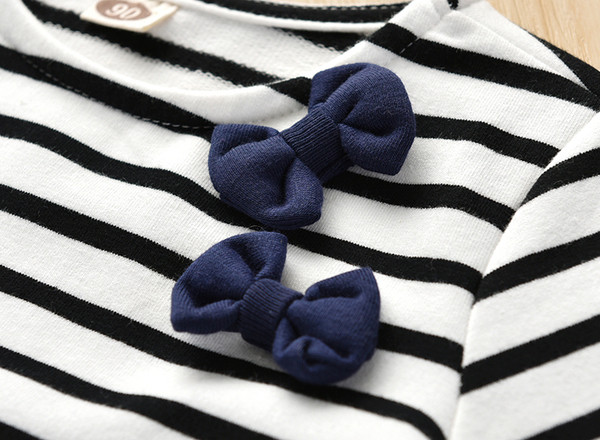 Παιδική ριγέ μπλούζα για κορίτσια σε μαύρο και κόκκινο χρώμα